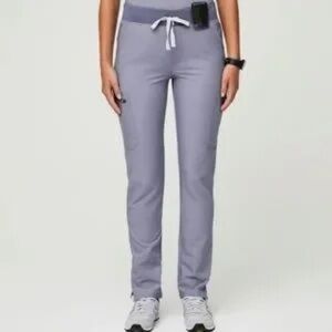 Figs Women's Yola skinny scrub pants
